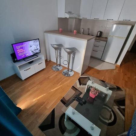 Adrianna Apartment City Kvart 포드고리차 외부 사진