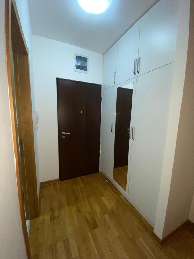 Adrianna Apartment City Kvart 포드고리차 외부 사진