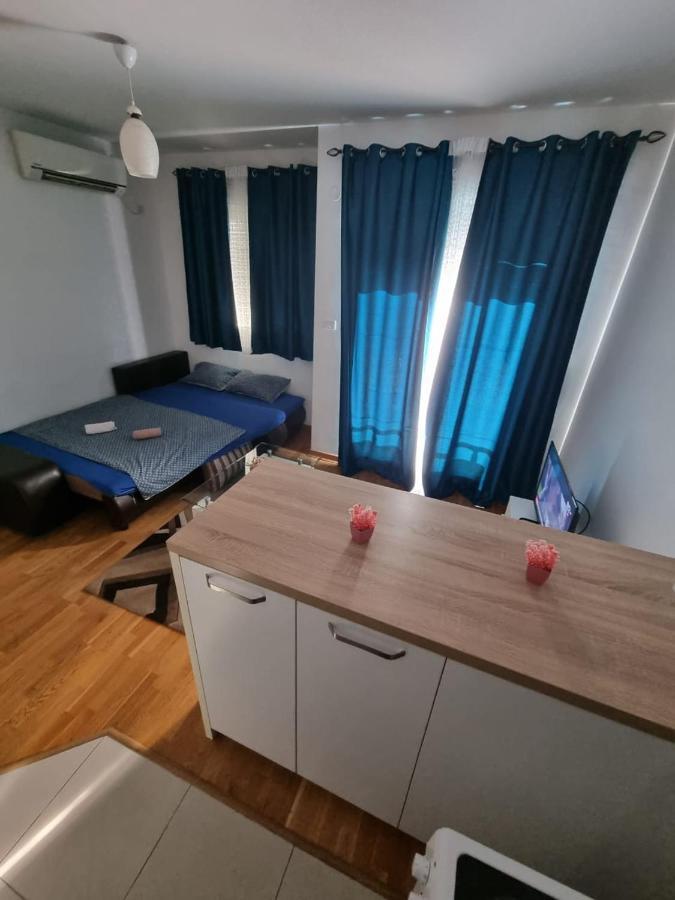 Adrianna Apartment City Kvart 포드고리차 외부 사진
