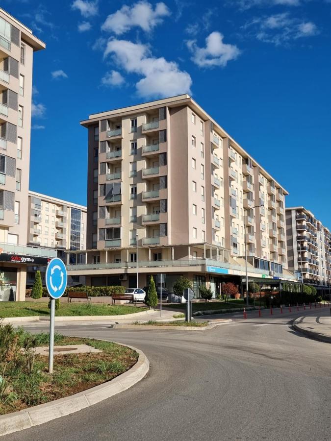 Adrianna Apartment City Kvart 포드고리차 외부 사진